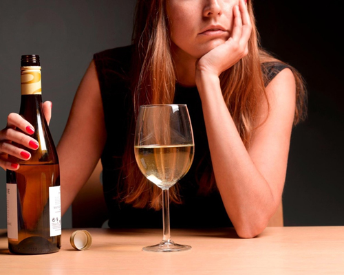 Анонимное лечение женского алкоголизма в Уссурийске